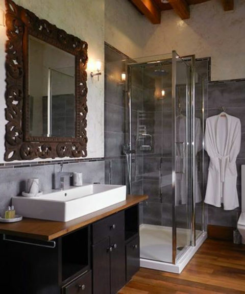 Salle de bain du château d'Allogny